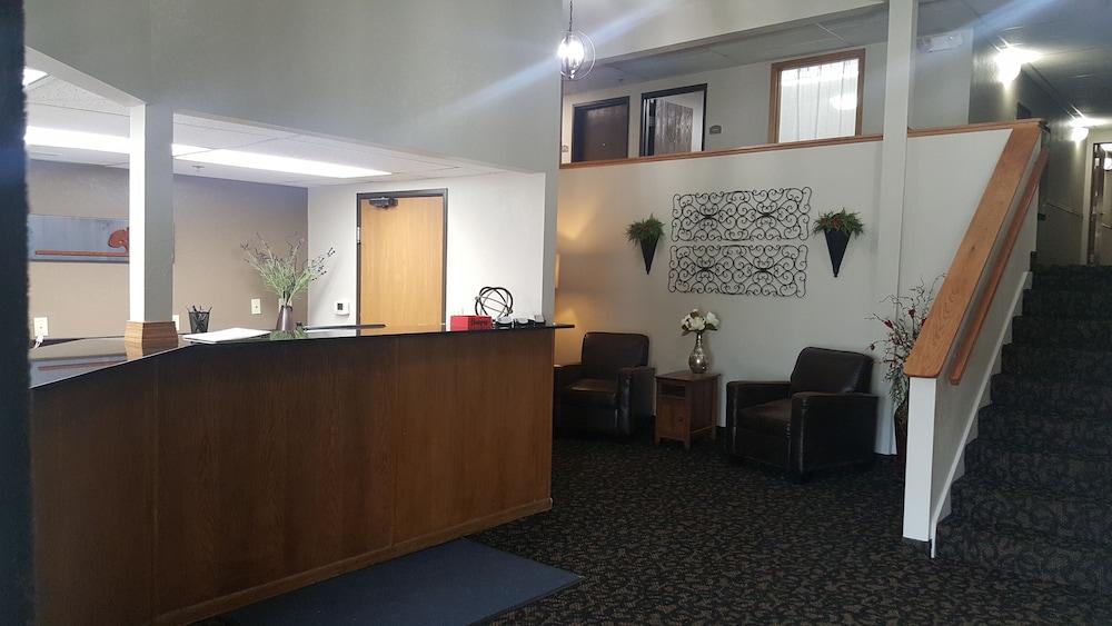 Super 8 By Wyndham Lincoln North Otel Dış mekan fotoğraf