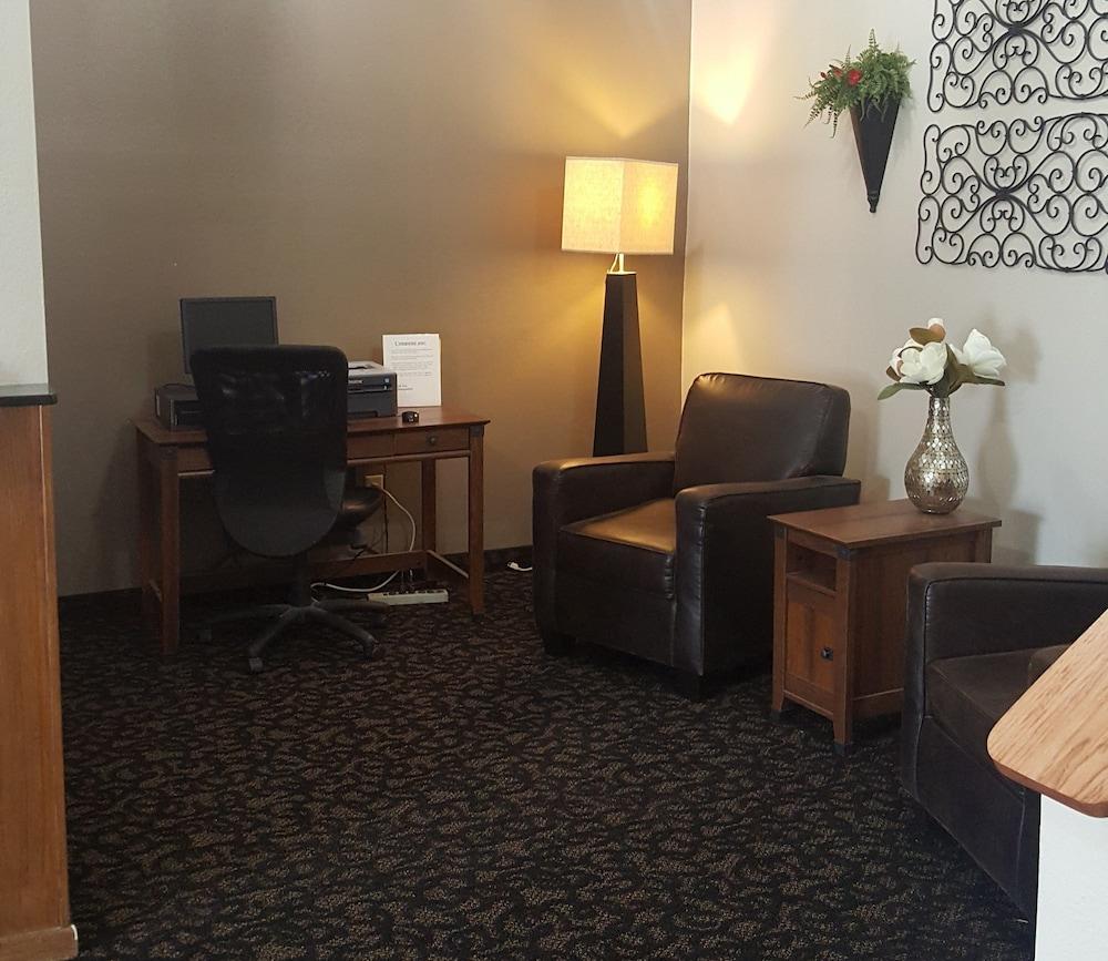 Super 8 By Wyndham Lincoln North Otel Dış mekan fotoğraf